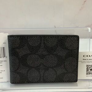 NWT Coach Compact Billfold Signature Black Card Holder